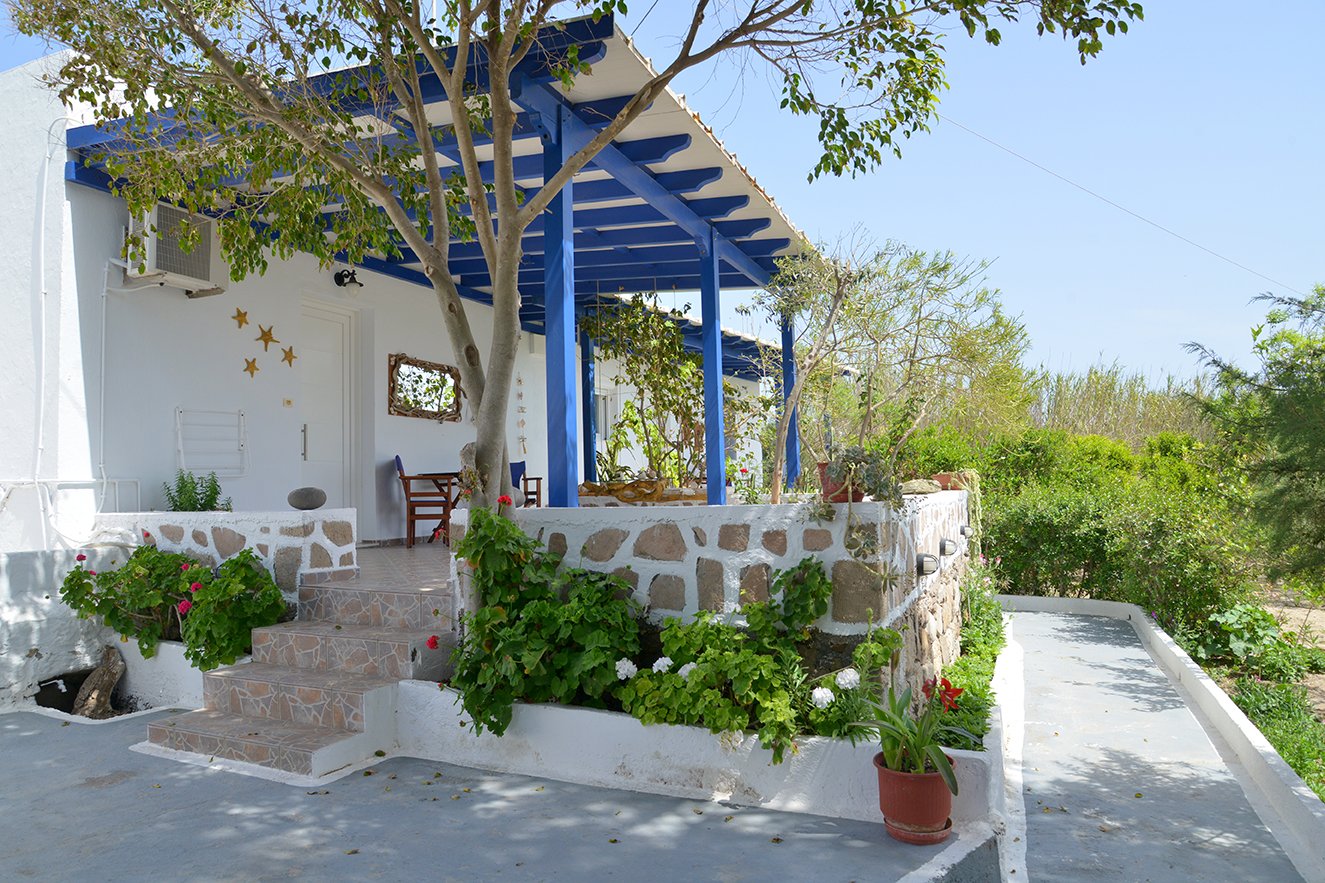 gemilos-nook-milosbooking (1)